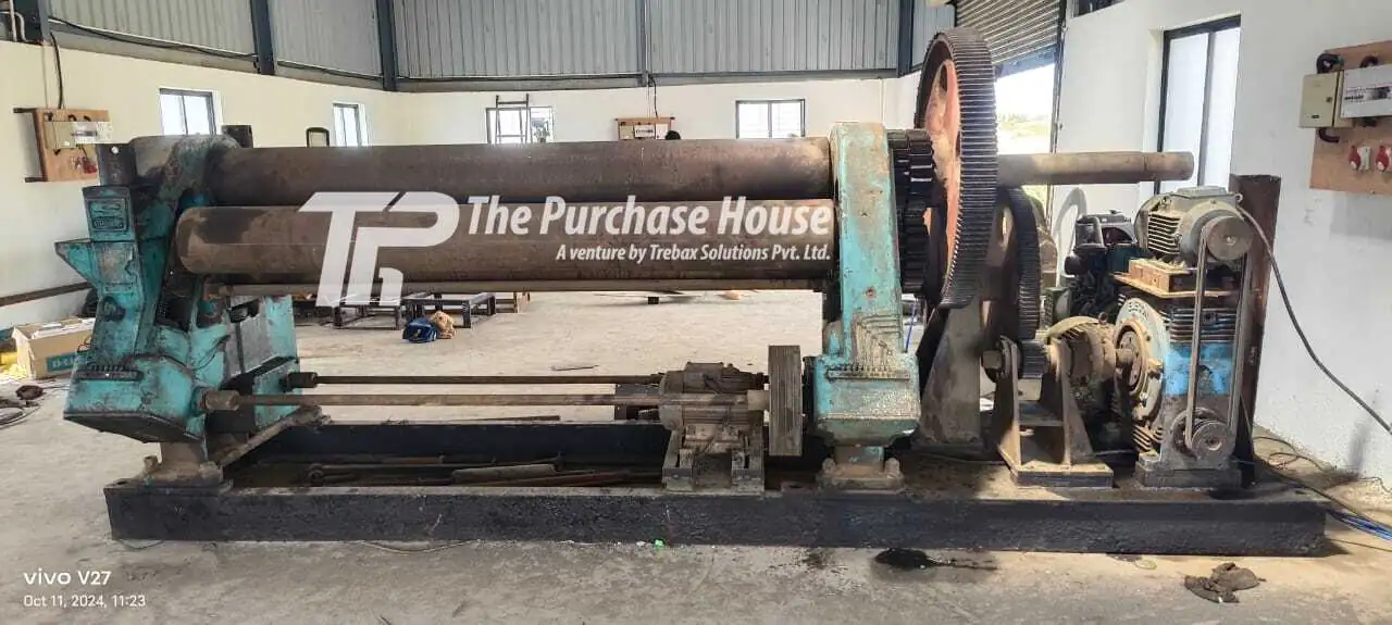 Sheet rolling machine for steel and metal sheets