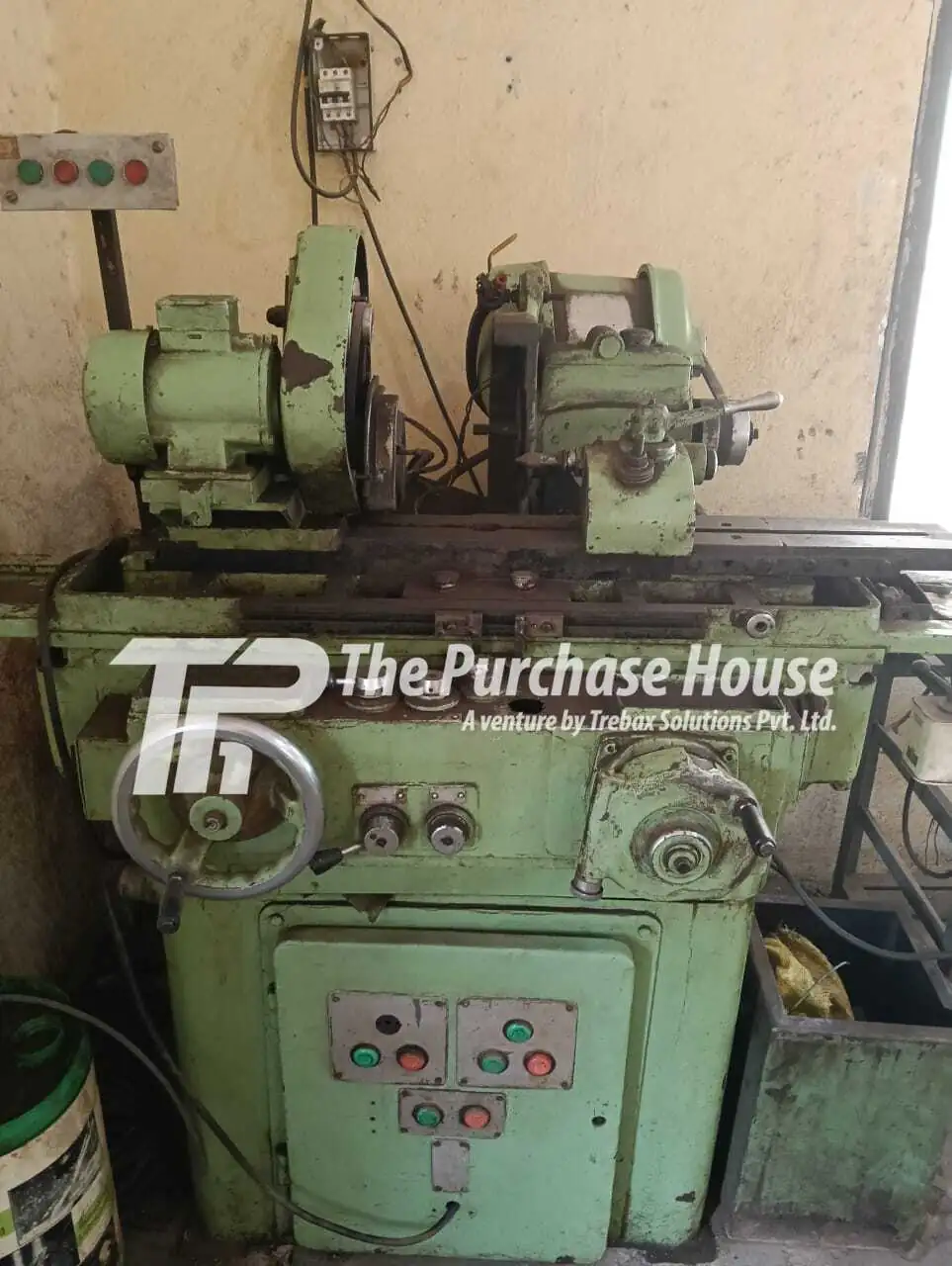 HYDRAULIC CYLINDRICAL GRINDER MACHINE