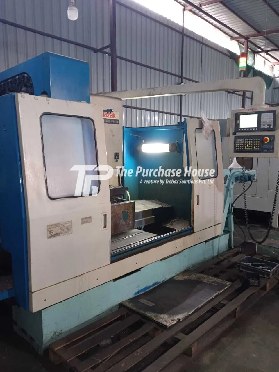 VERTICAL MACHINING CENTER WITH AUTOMATIC PALLET CHANGER (VMC)