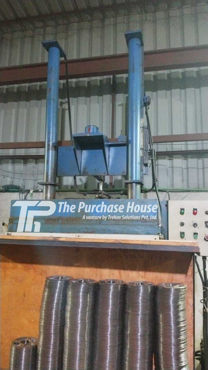 VERTICAL BROACHING MACHINE