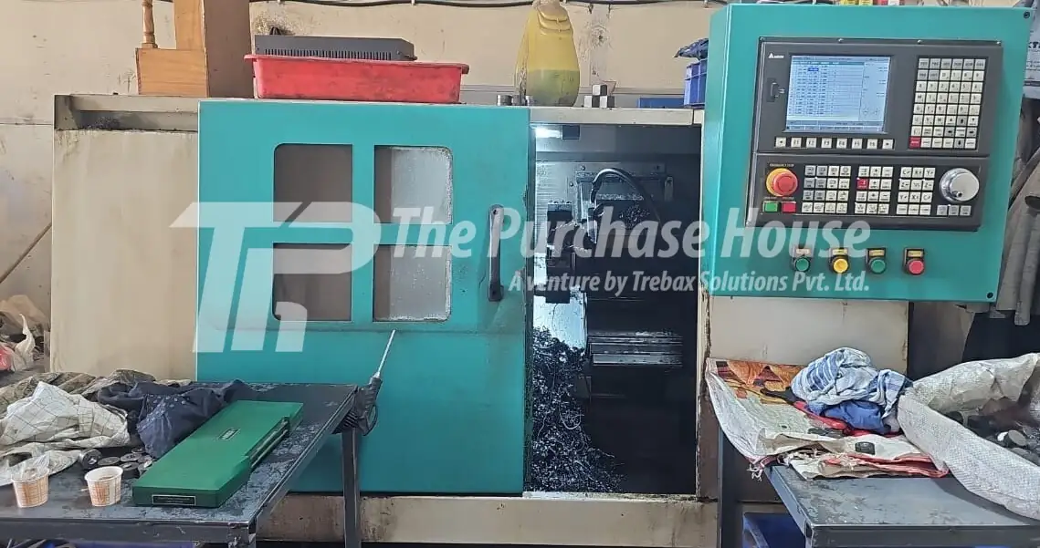 CNC TURNING MACHINE