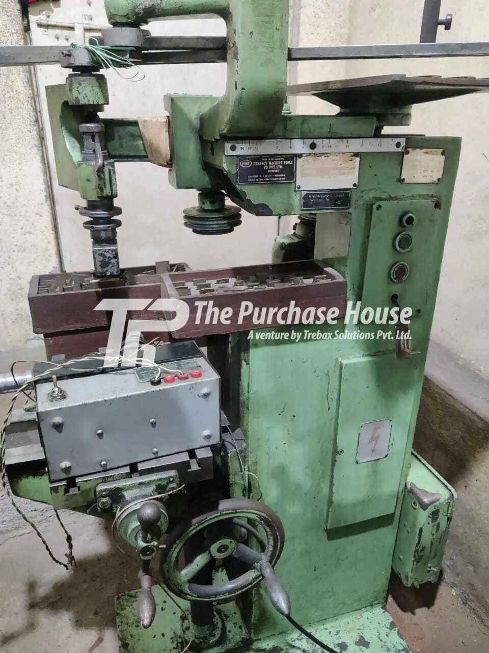 Industrial engraving machine for metal marking and lettering