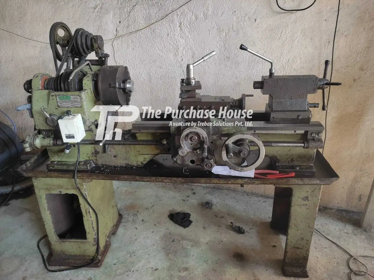 LATHE MACHINE