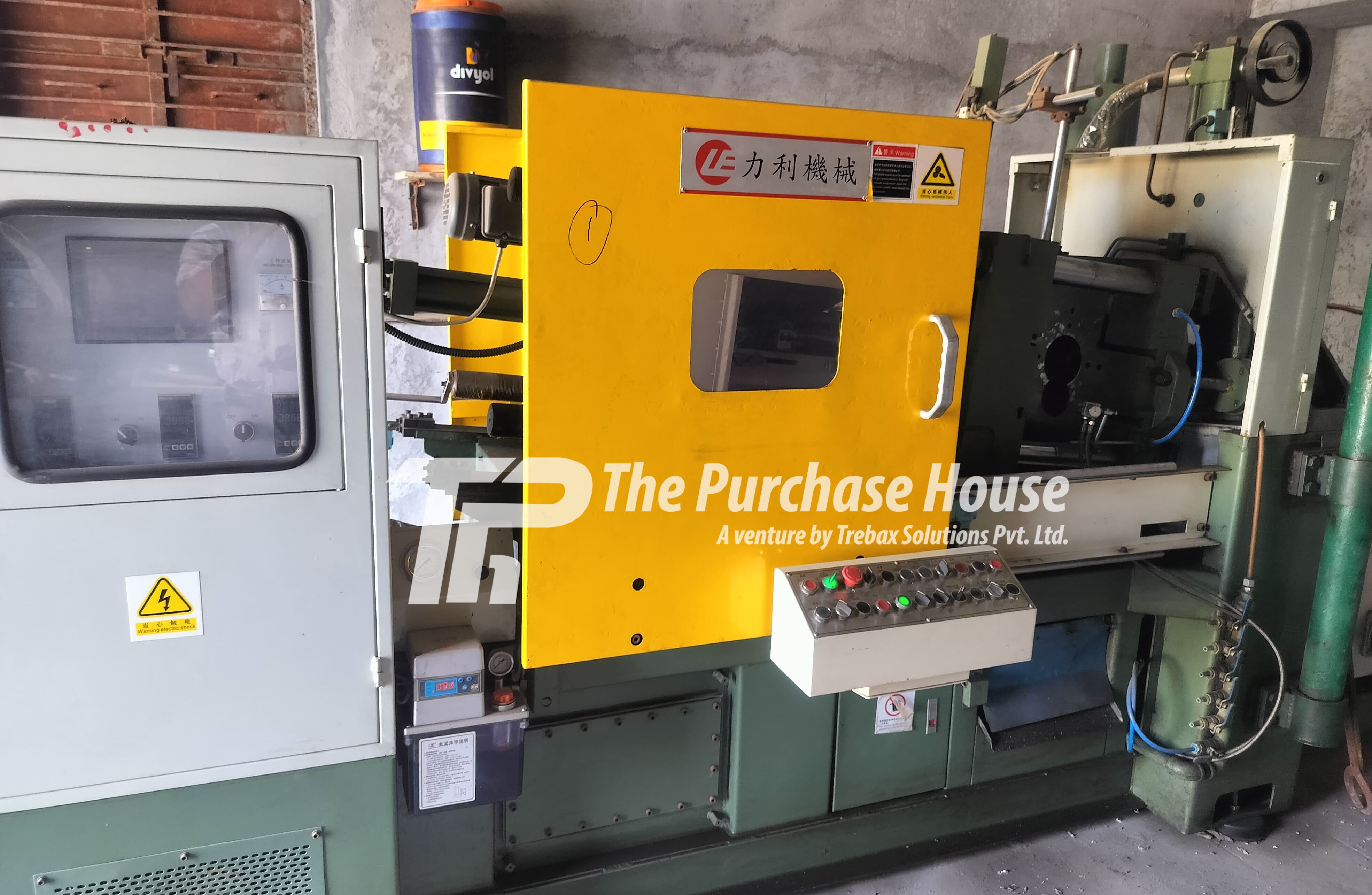 HOT CHAMBER DIE CASTING MACHINE