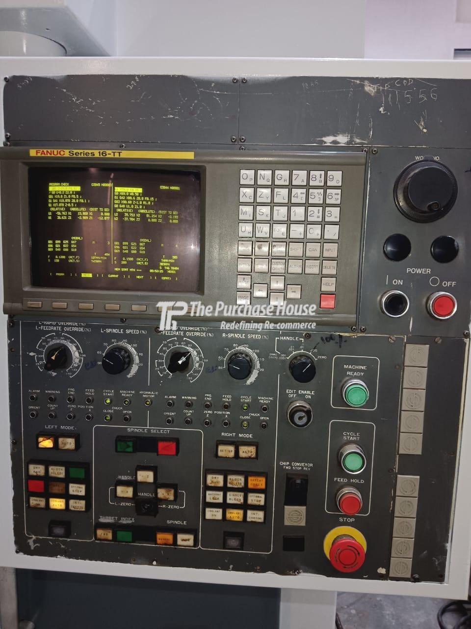 CNC TURNING MACHINE