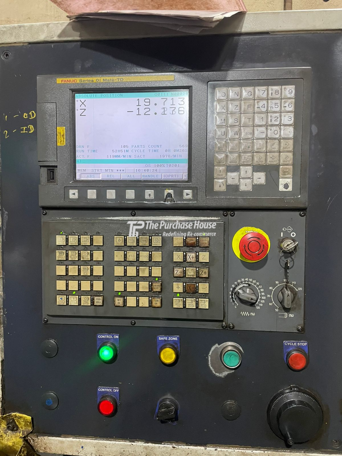 TWIN SPINDLE CNC TURNING MACHINE