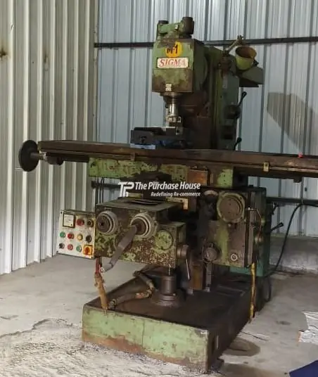Universal Milling Machine for Metal Machining