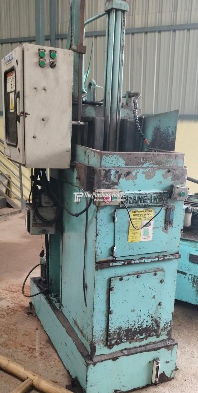 VERTICAL HYDRAULIC BROACHING MACHINE