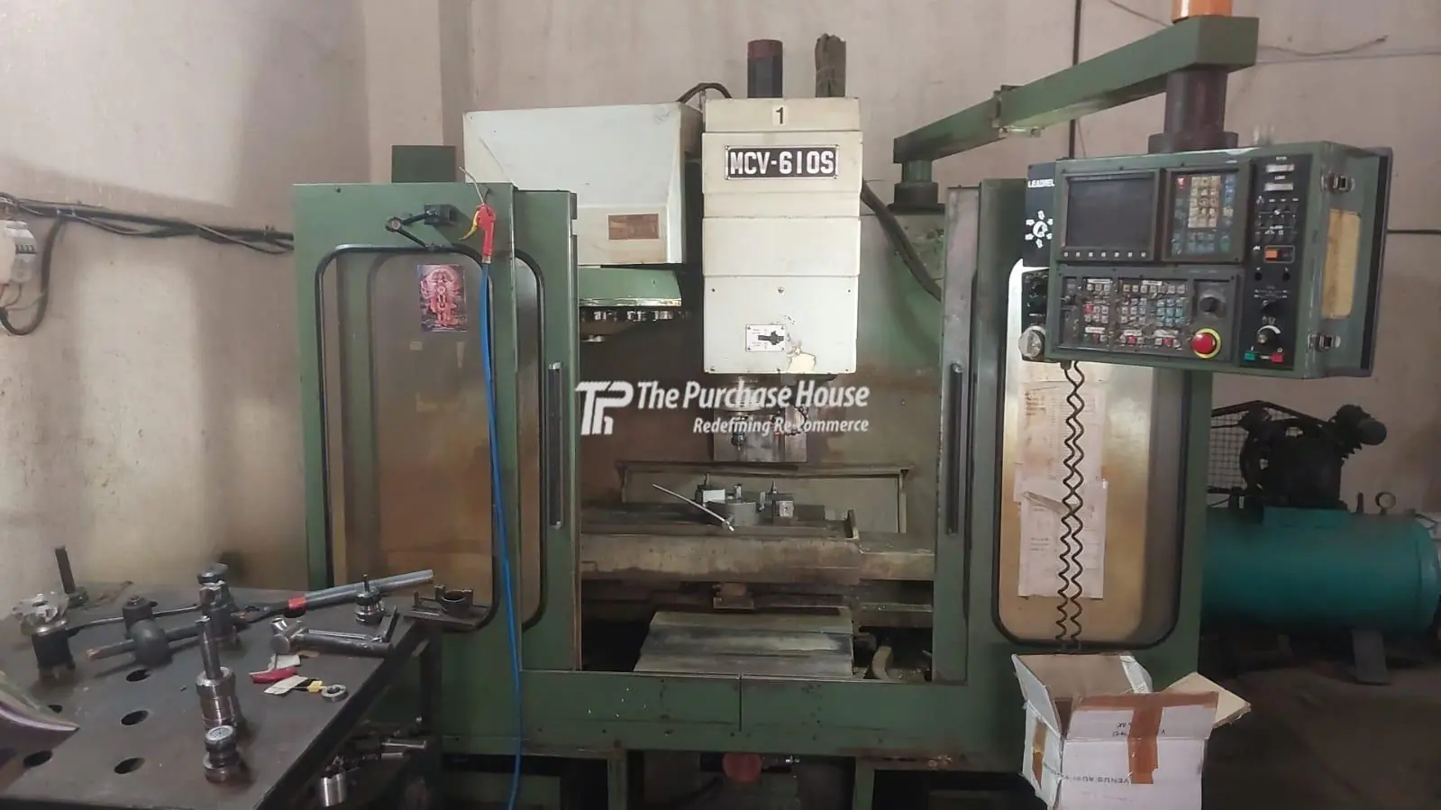 VERTICAL MACHINING CENTER (VMC)