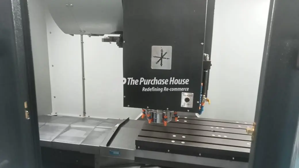 VERTICAL MACHINING CENTER (VMC)