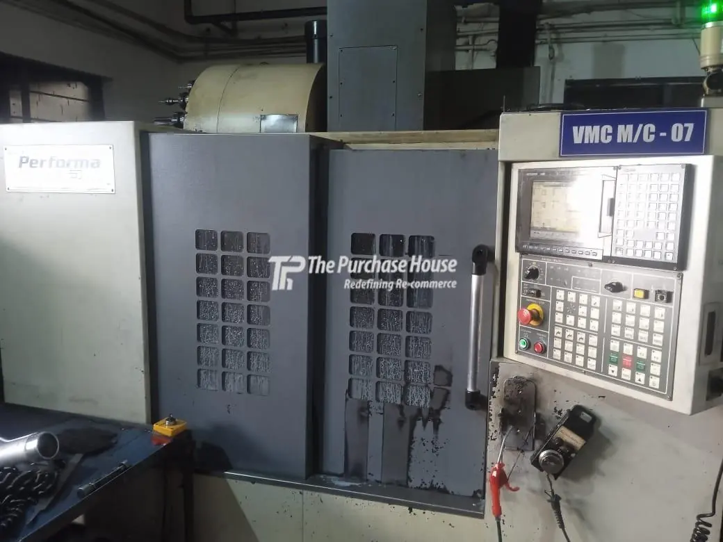 VERTICAL MACHINING CENTER (VMC)