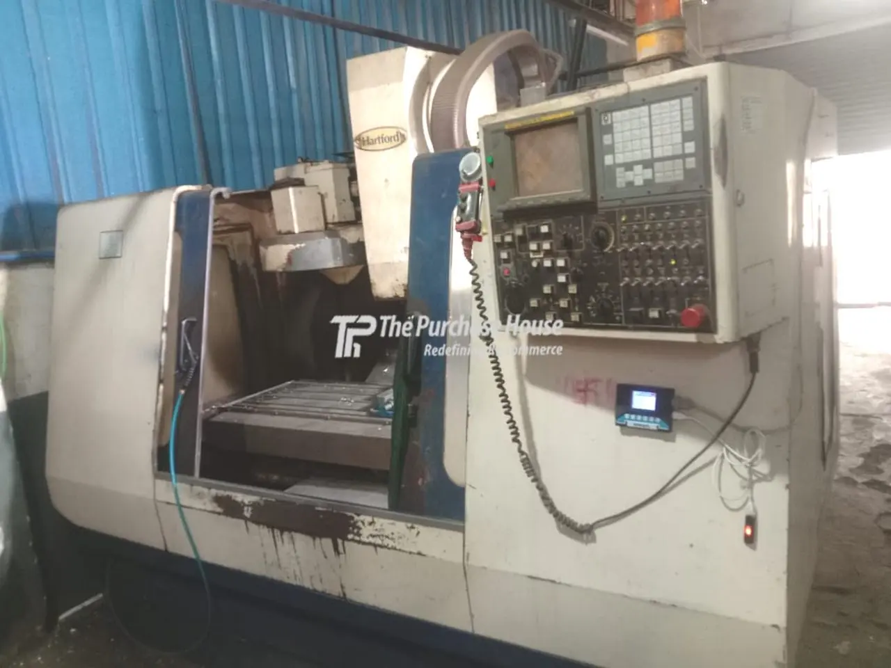 VERTICAL MACHINING CENTER (VMC)