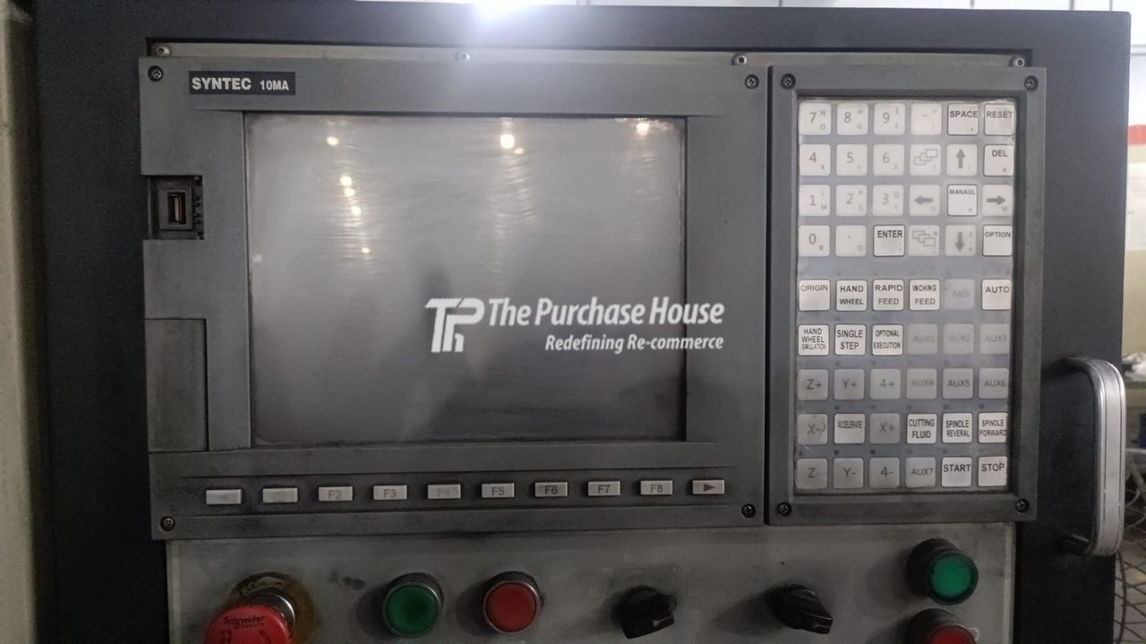 VERTICAL MACHINING CENTER (VMC)