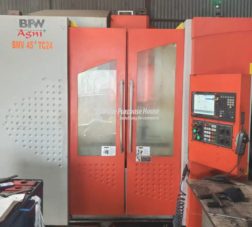 VERTICAL MACHINING CENTER (VMC)