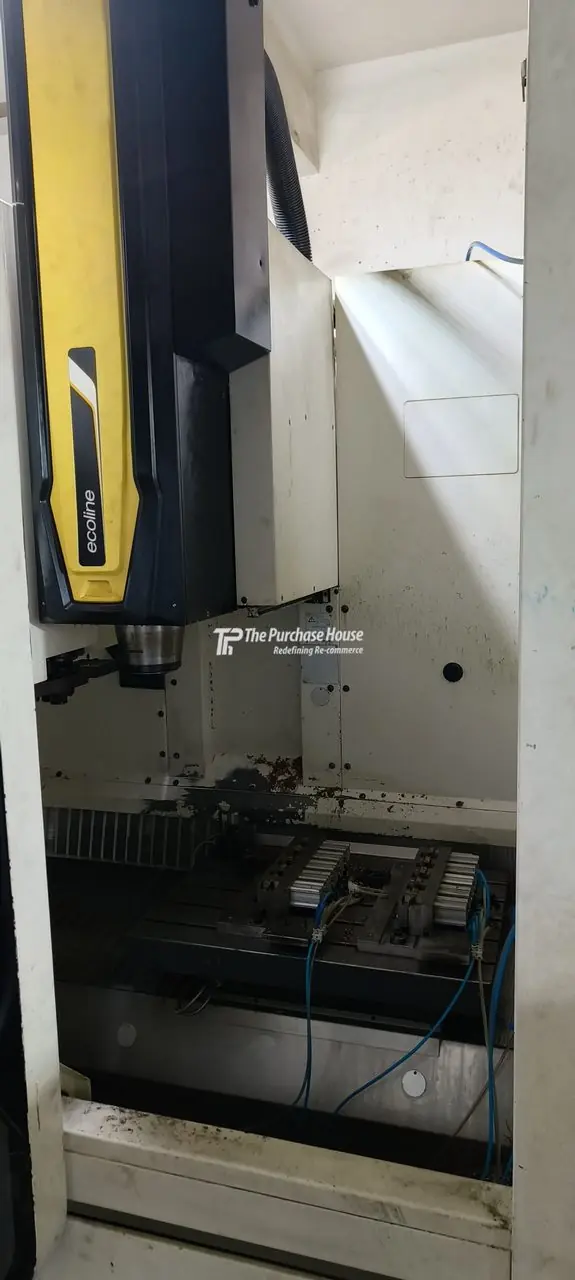 VERTICAL MACHINING CENTER (VMC)