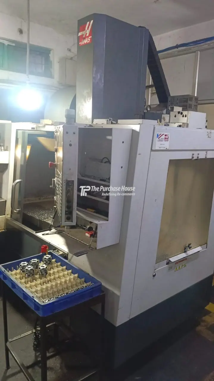 VERTICAL MACHINING CENTER (VMC)