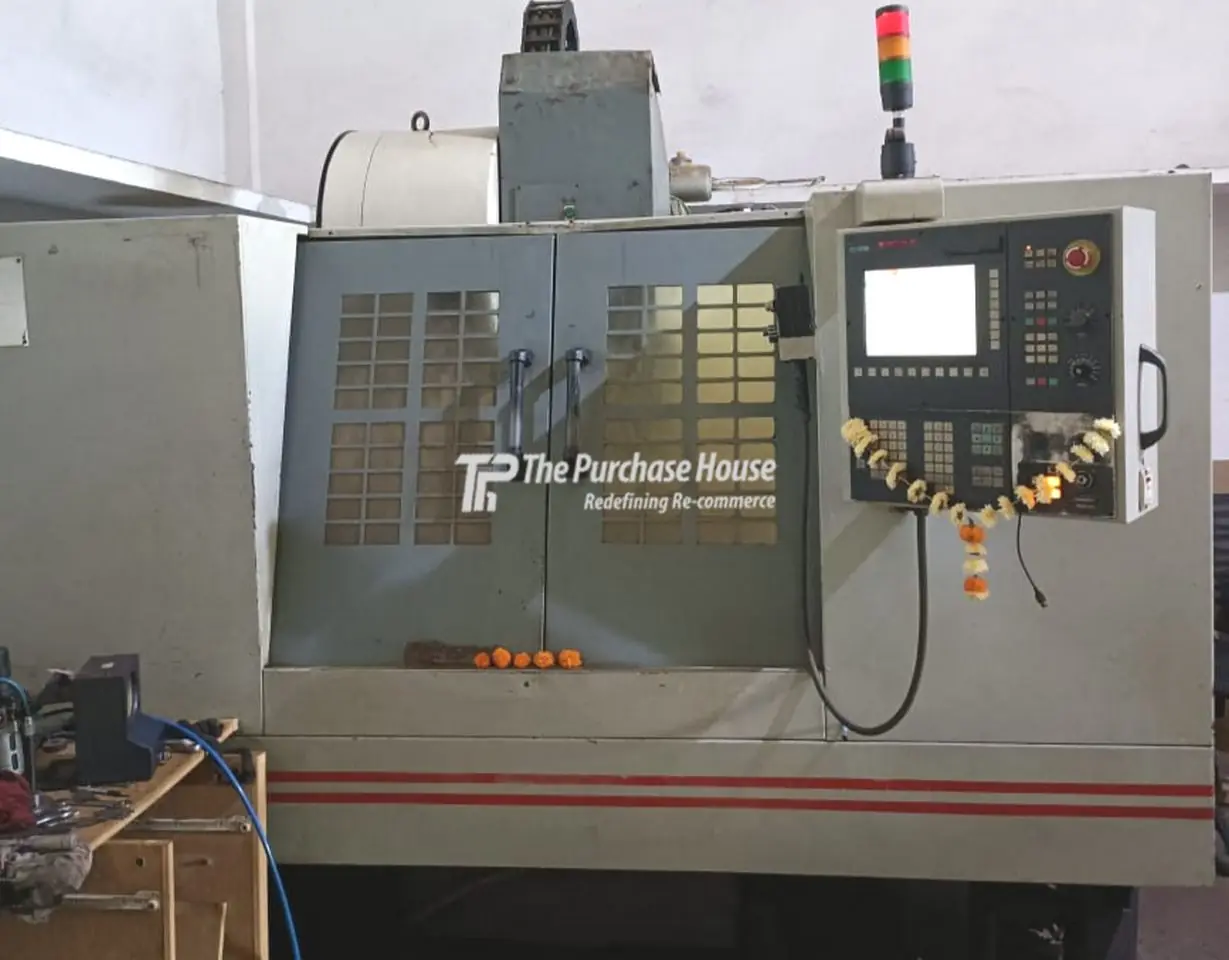 VERTICAL MACHINING CENTER (VMC)