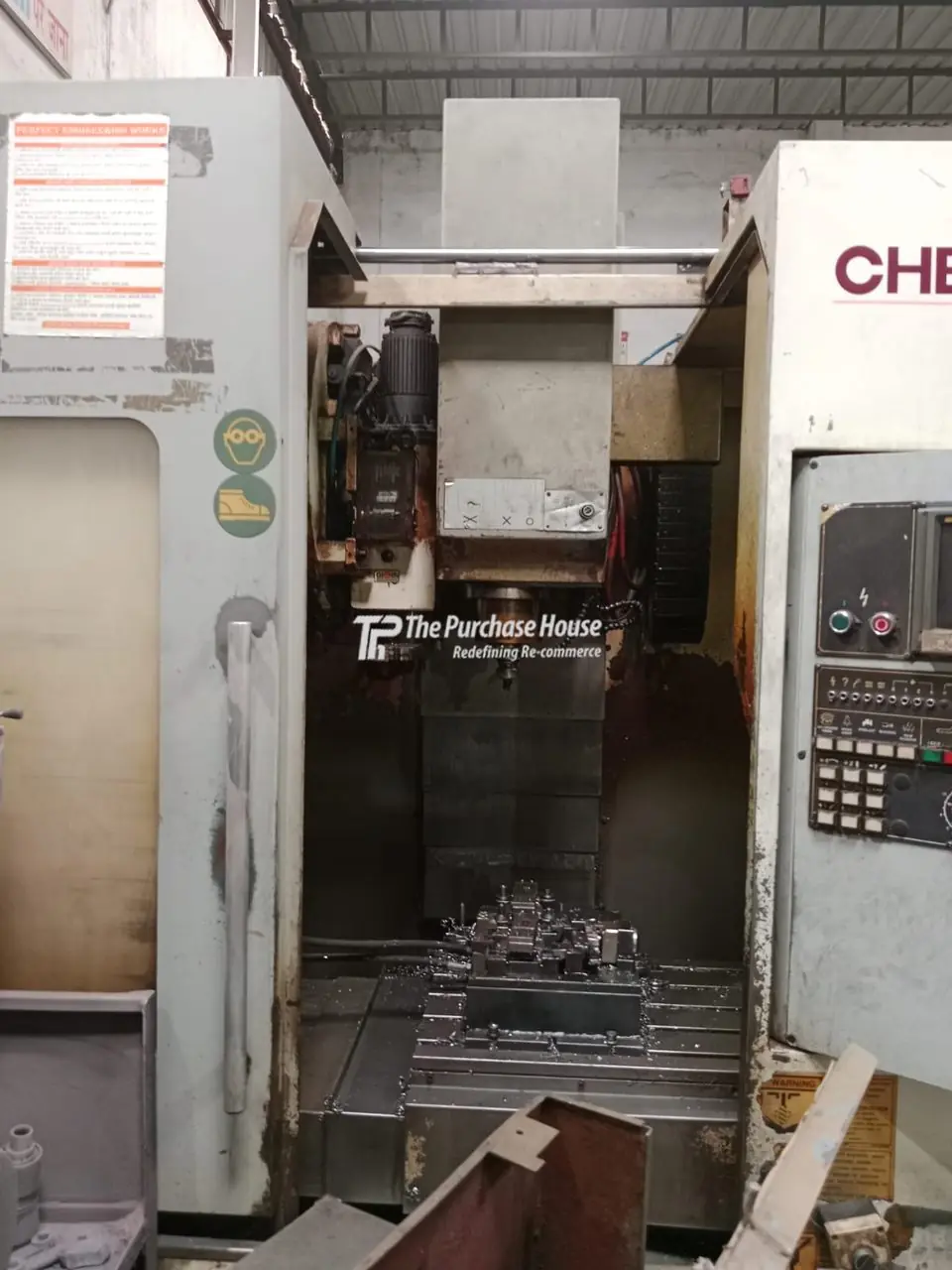 VERTICAL MACHINING CENTER (VMC)