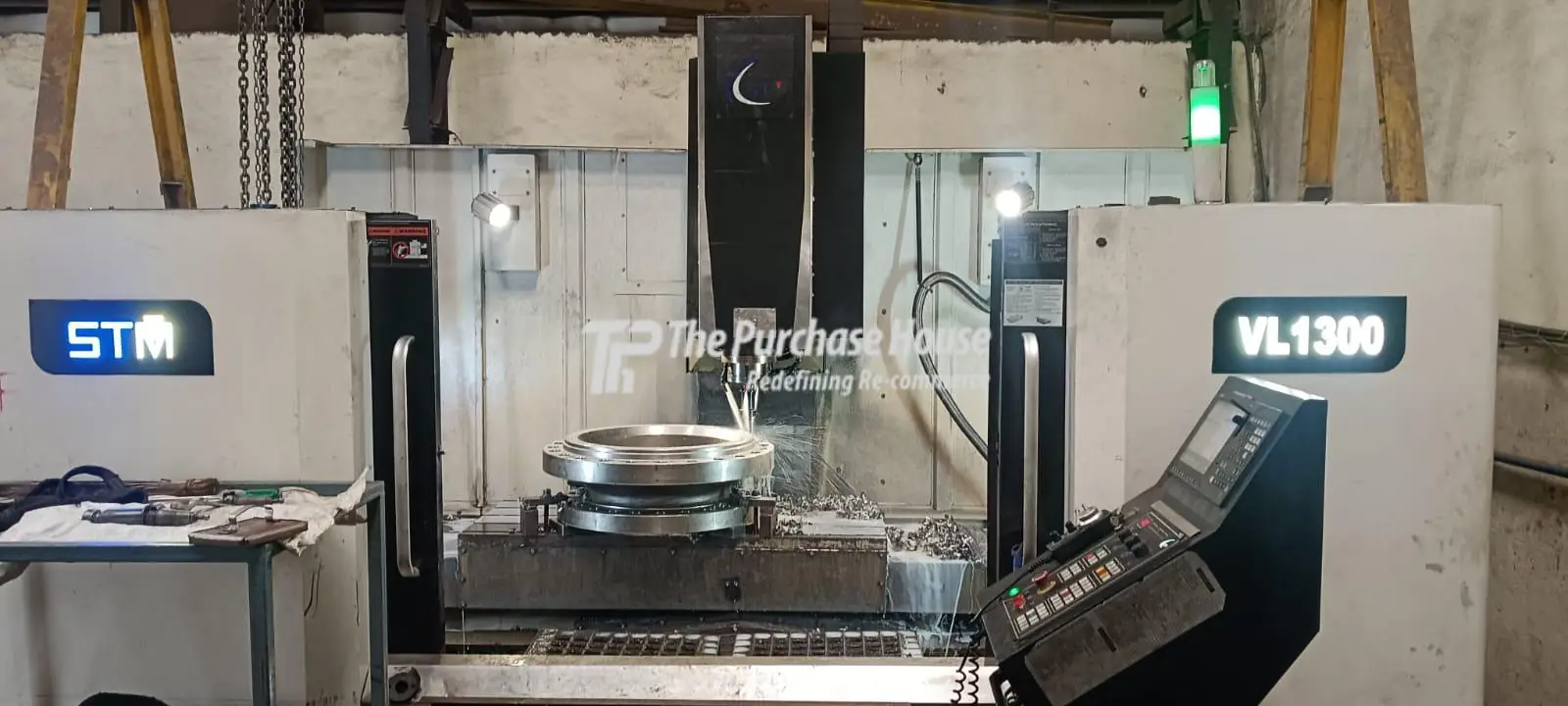 VERTICAL MACHINING CENTER (VMC)