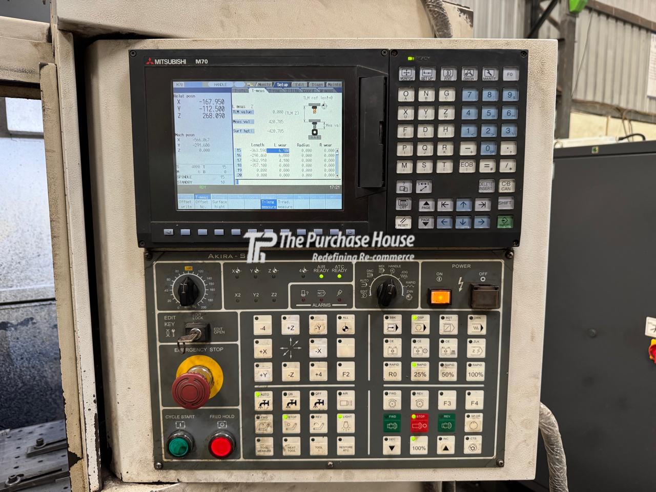 VERTICAL MACHINING CENTER (VMC)