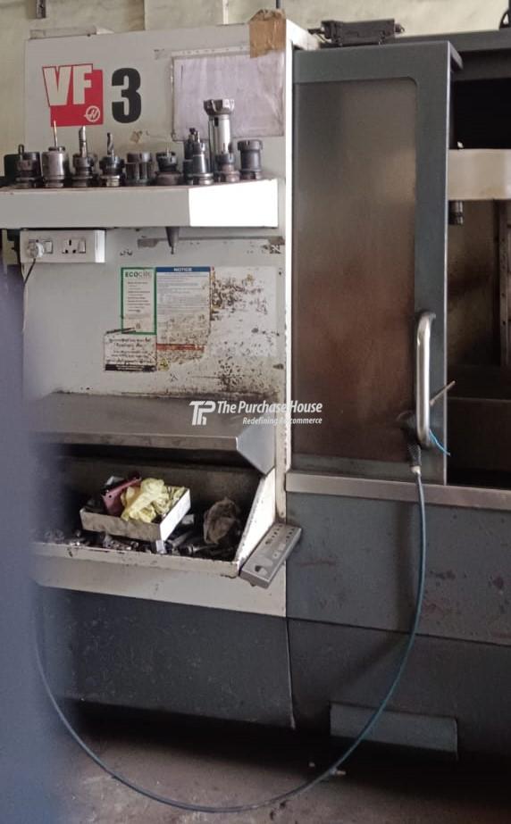 VERTICAL MACHINING CENTER (VMC)