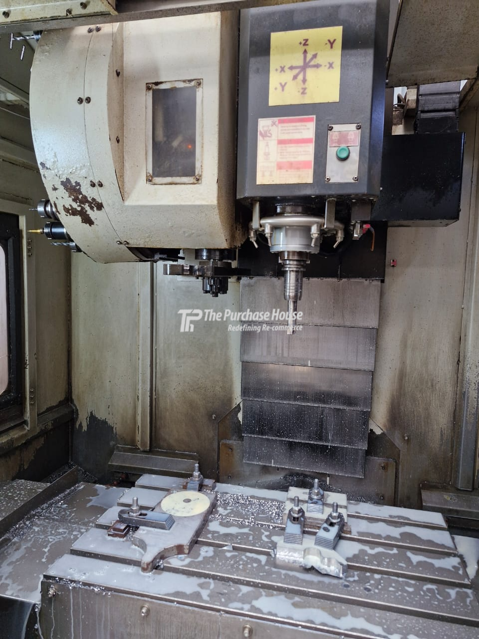 VERTICAL MACHINING CENTER (VMC)