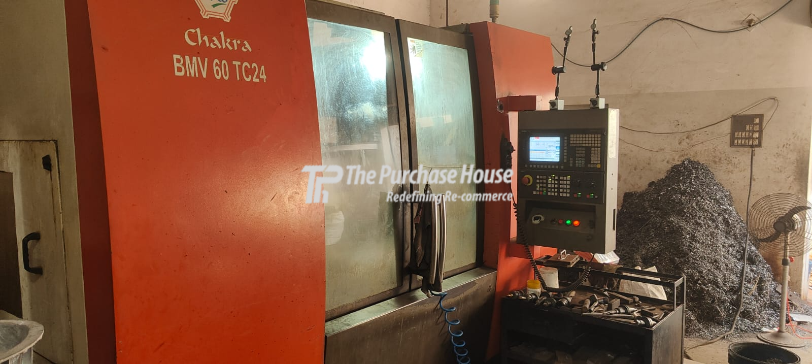 VERTICAL MACHINING CENTER (VMC)