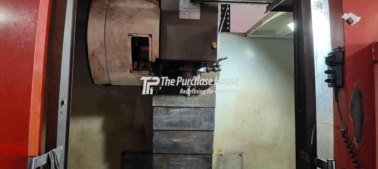 VERTICAL MACHINING CENTER (VMC)