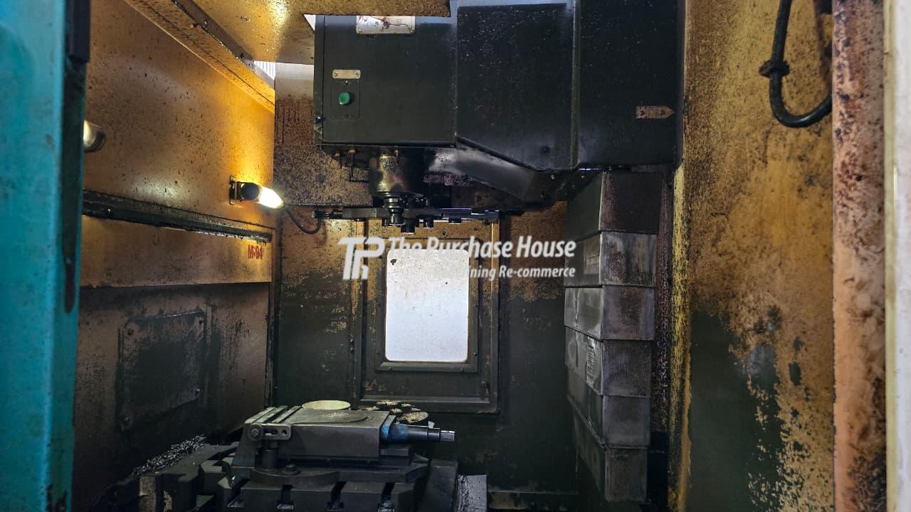 VERTICAL MACHINING CENTER (VMC)