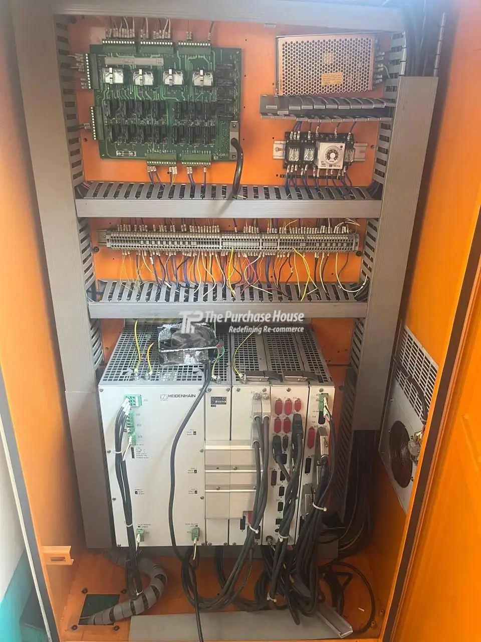 Vertical Machining Center VMC for Precision CNC Milling