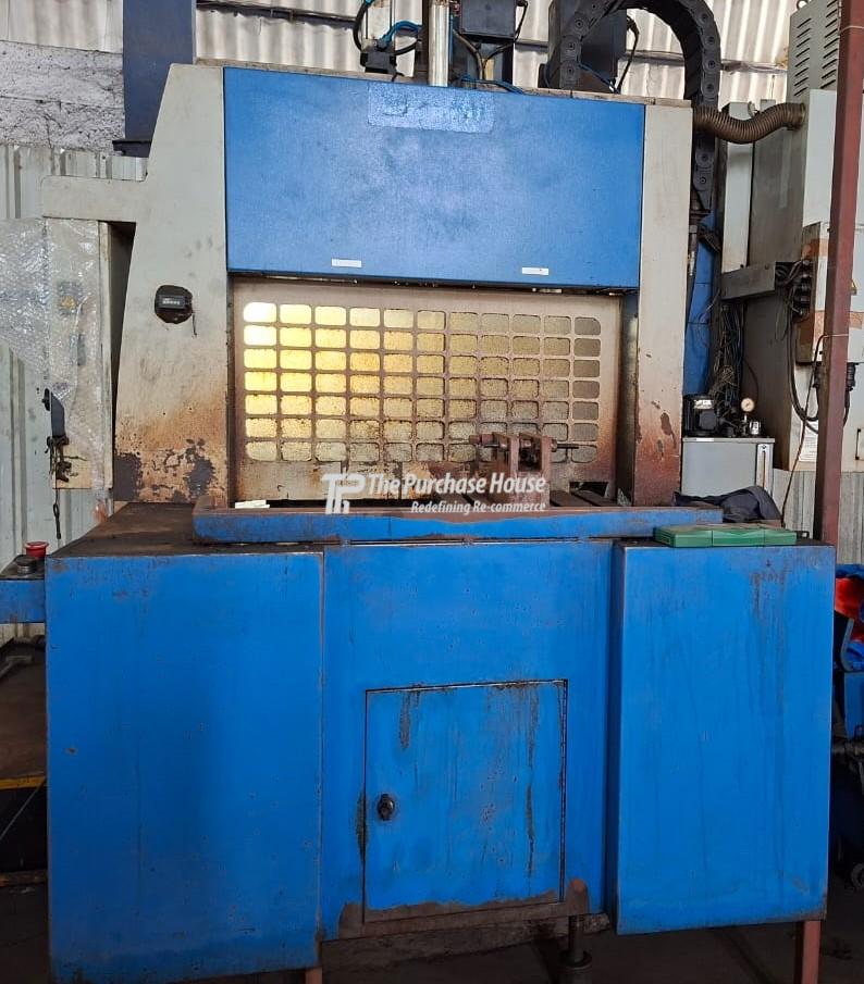 VERTICAL MACHINING CENTER (VMC)
