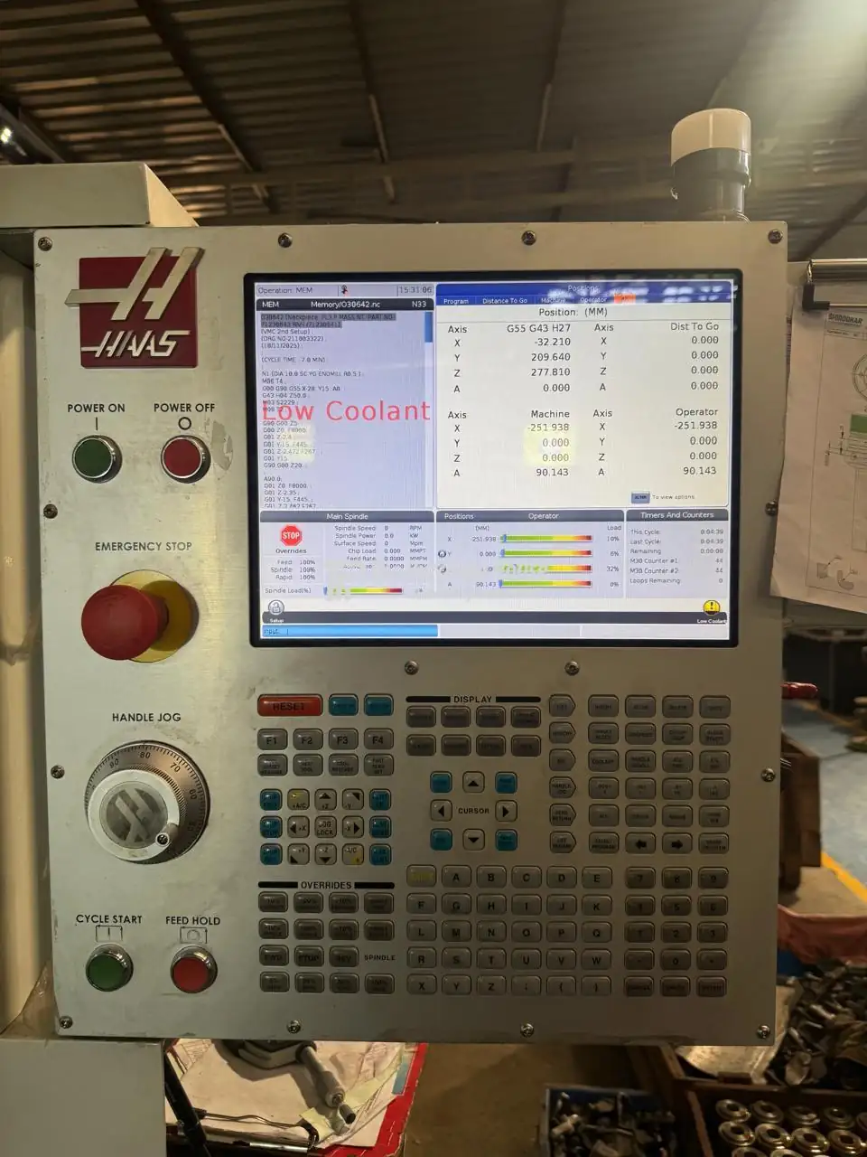 VERTICAL MACHINING CENTER (VMC)