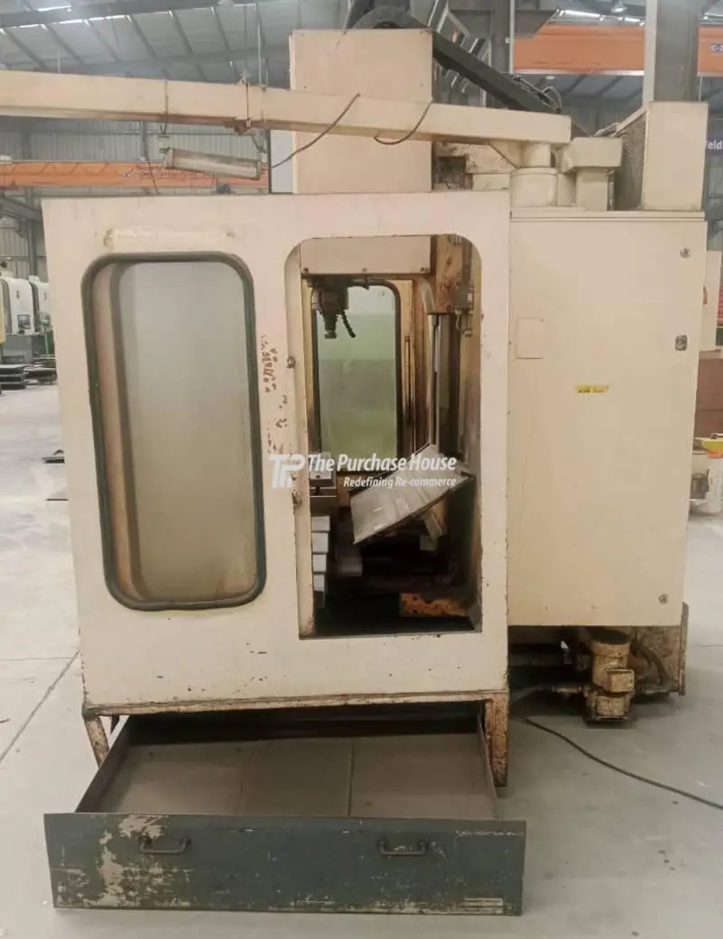 VERTICAL MACHINING CENTER (VMC)