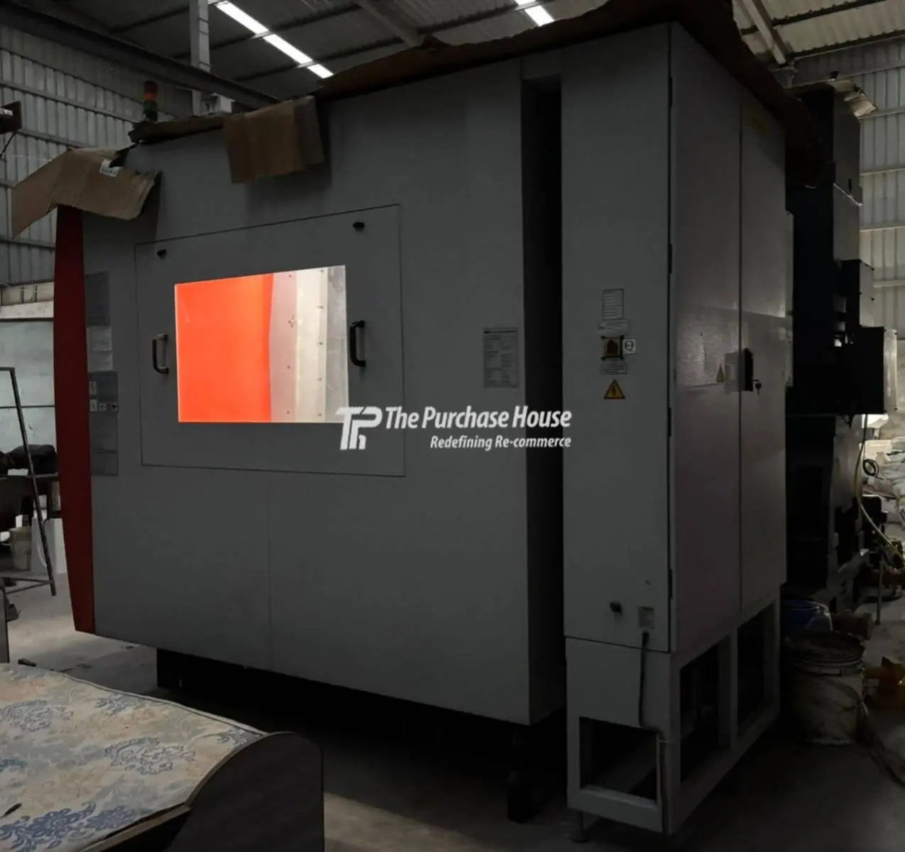 VERTICAL MACHINING CENTER (VMC)