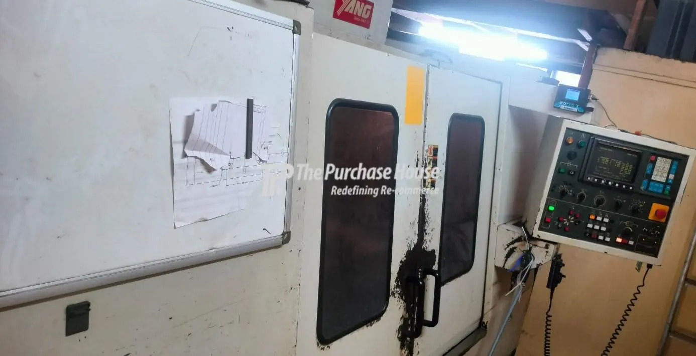 VERTICAL MACHINING CENTER (VMC)