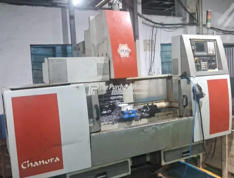 VERTICAL MACHINING CENTER (VMC)