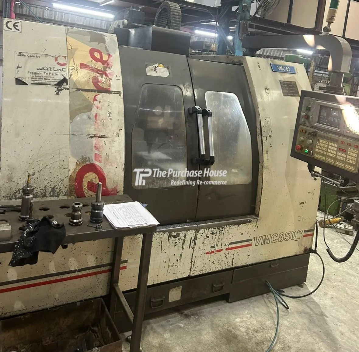 VERTICAL MACHINING CENTER (VMC)