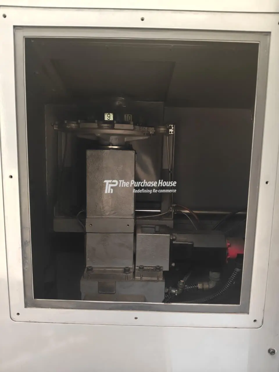 VERTICAL MACHINING CENTER (VMC)