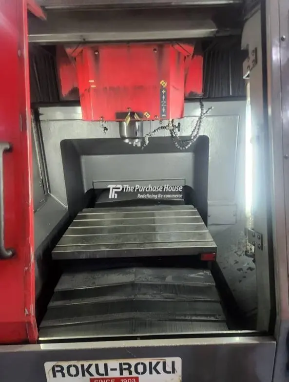 VERTICAL MACHINING CENTER (VMC)