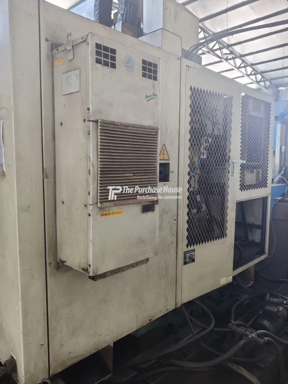 VERTICAL MACHINING CENTER (VMC)