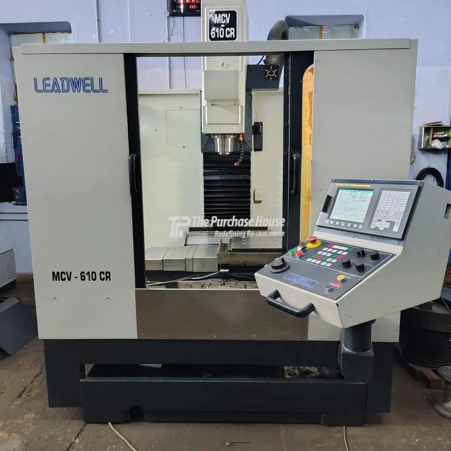 VERTICAL MACHINING CENTER (VMC)