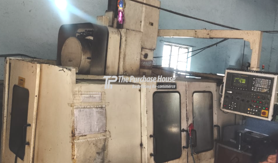 VERTICAL MACHINING CENTER (VMC)