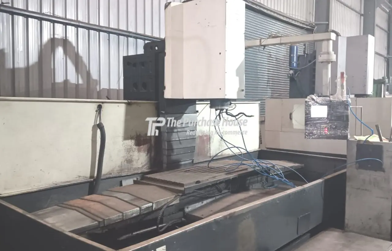 VERTICAL MACHINING CENTER (VMC)