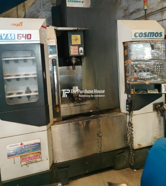 VERTICAL MACHINING CENTER (VMC)