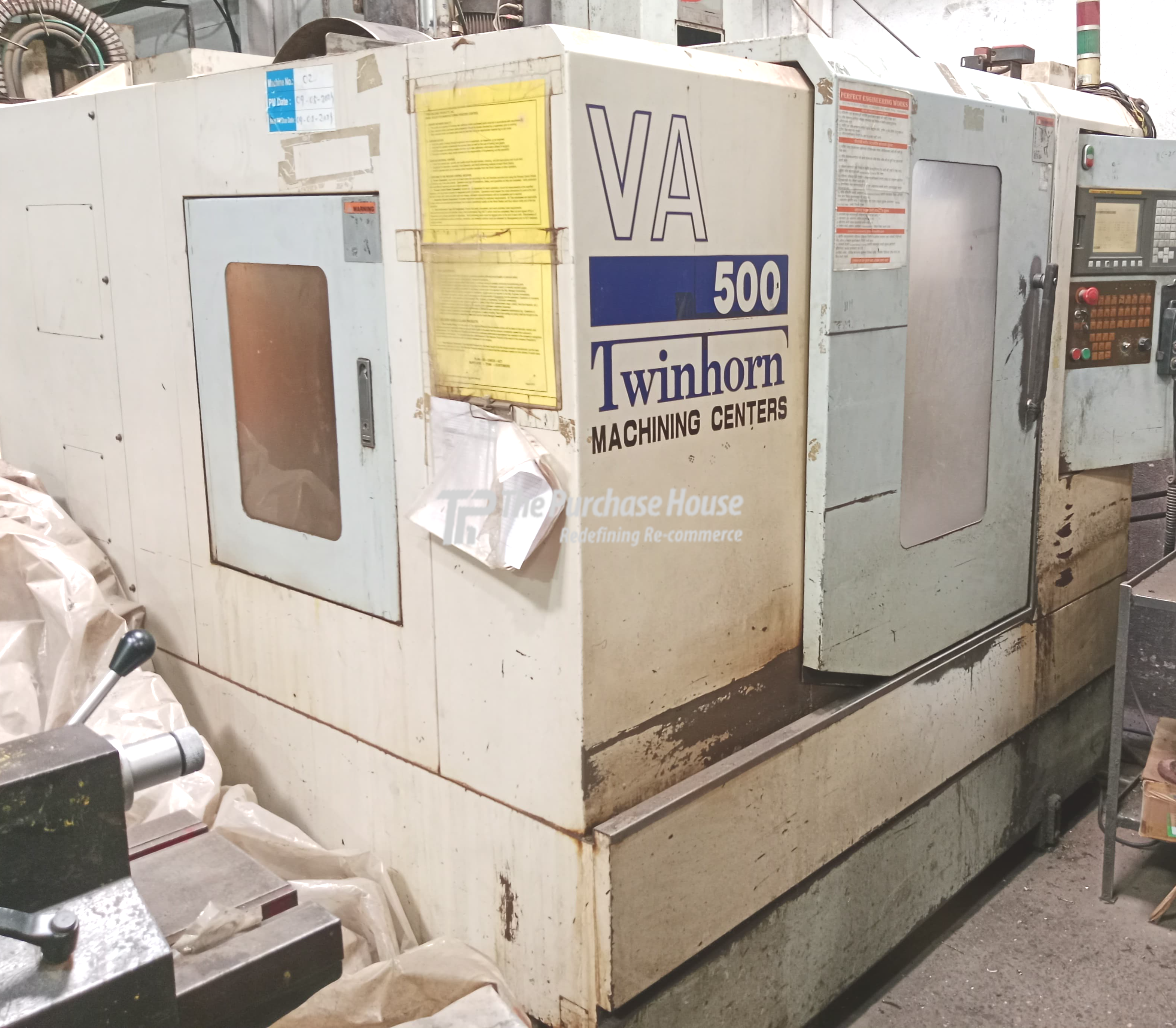 VERTICAL MACHINING CENTER (VMC)