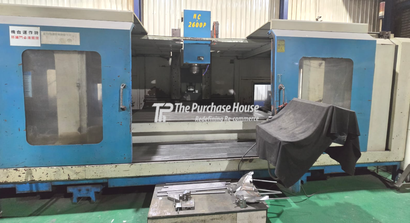 VERTICAL MACHINING CENTER (VMC)