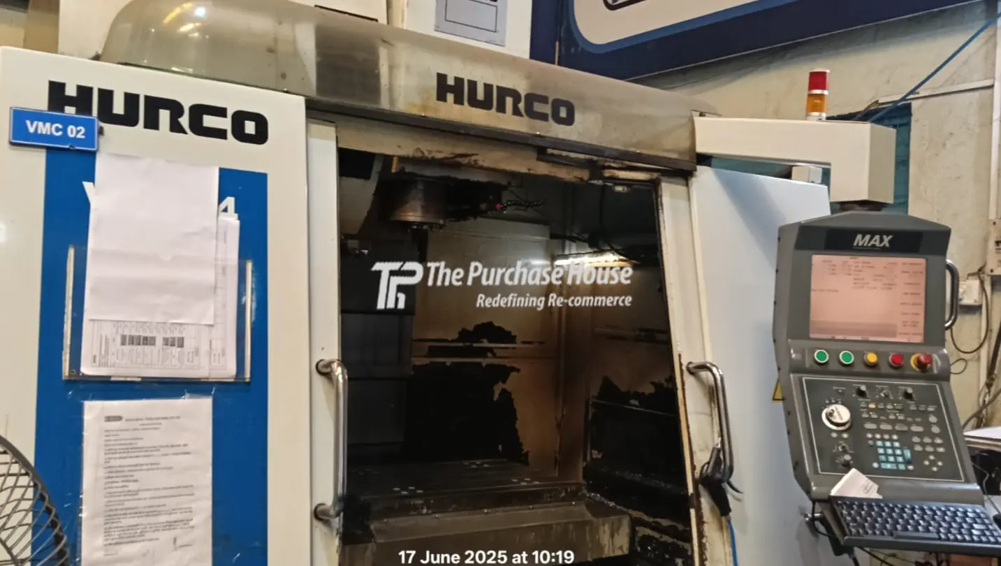 VERTICAL MACHINING CENTER (VMC)