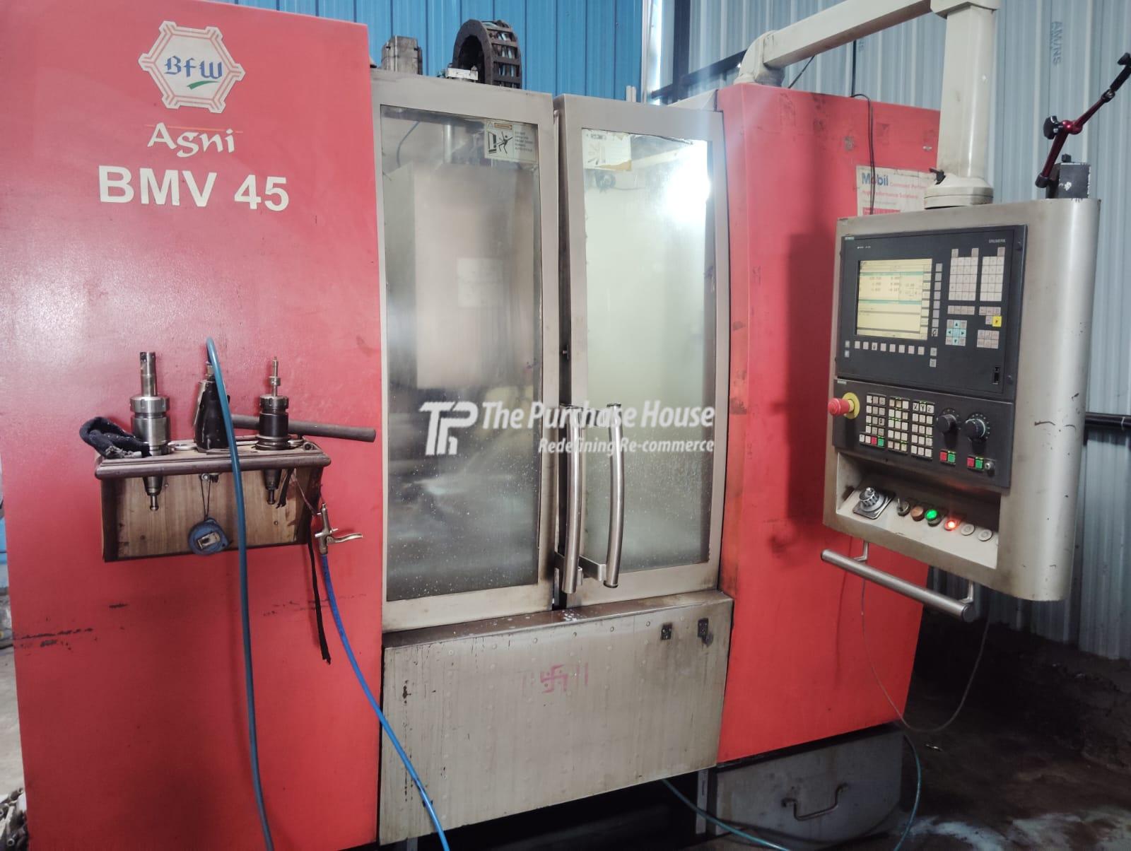 VERTICAL MACHINING CENTER (VMC)