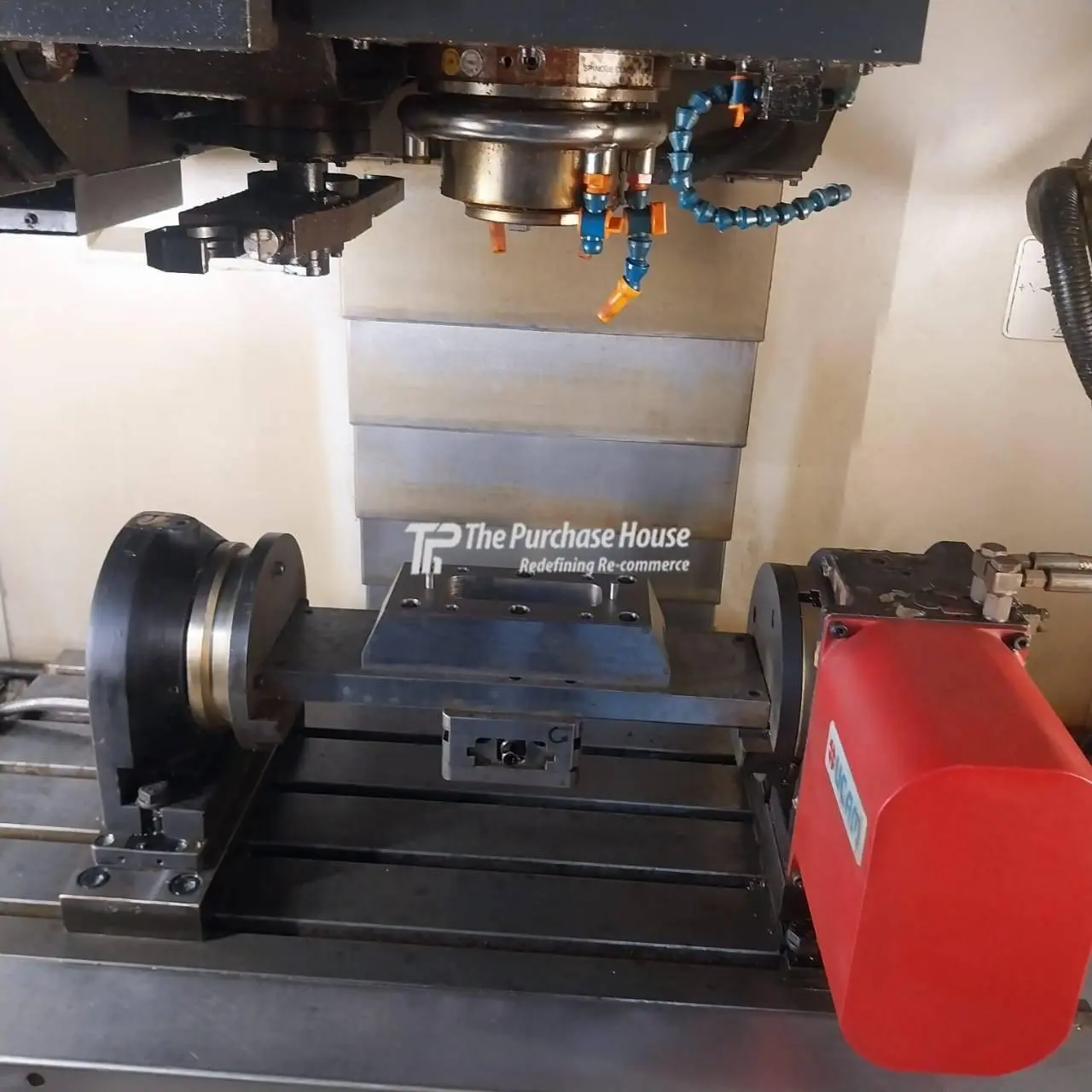 VERTICAL MACHINING CENTER (VMC)