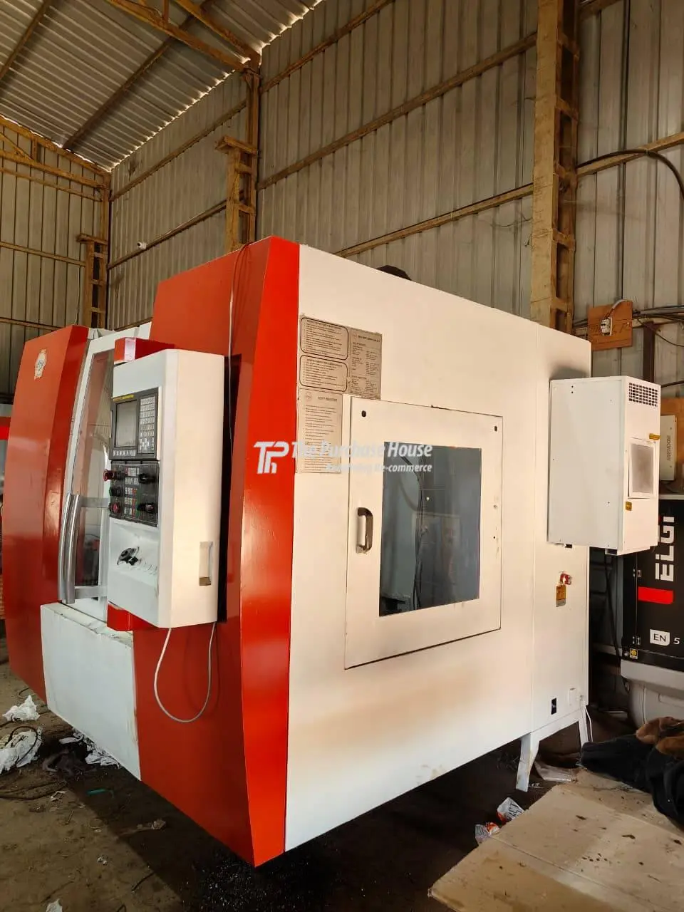 BMV 45 TC 24 VMC Fanuc Oi MD BT40 Spindle